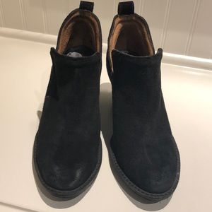 Jeffrey Campbell Black suede booties